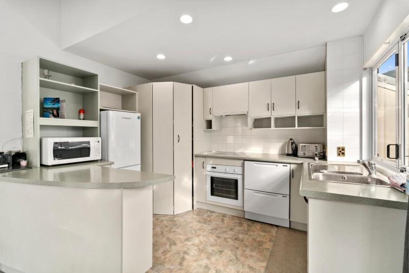Queenstown Haven - Queenstown Holiday Home - image 28