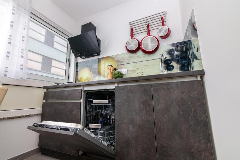 APARTMENT NEVERA - image 1