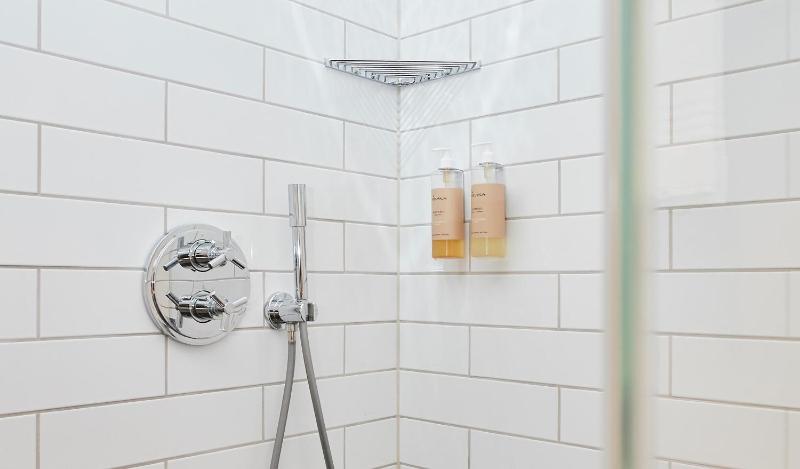 Deluxe Double Room image 2