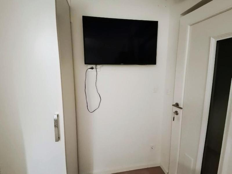 Fisher King Apartments 350m to Beach & Town with Terrace - image 22