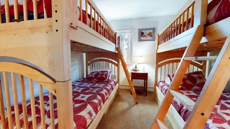 Apartment with Balcony image 3