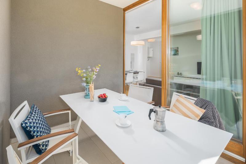 Maj Premium Residence - image 4