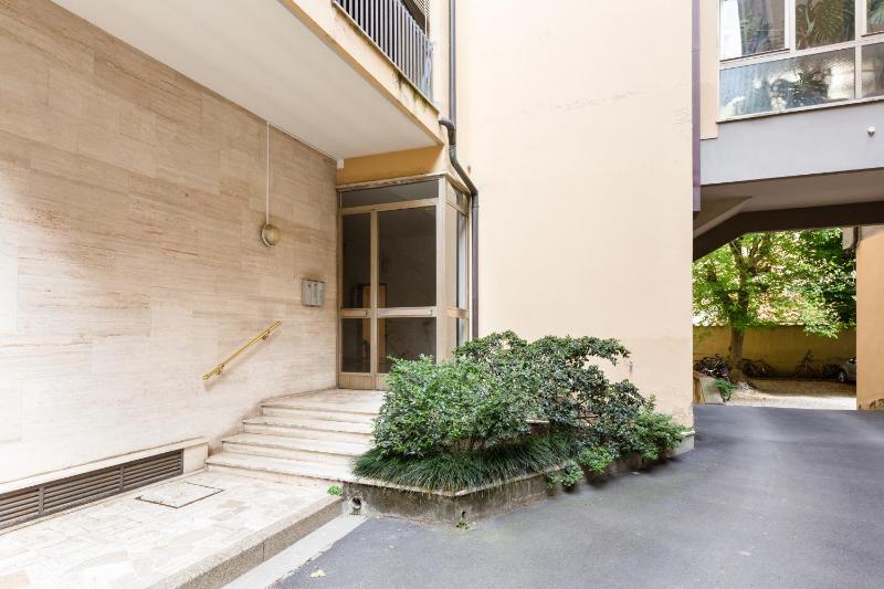 GuestHost - Piazza Oberdan Patio Apartment - image 14