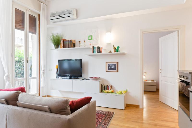 GuestHost - Piazza Oberdan Patio Apartment - image 6
