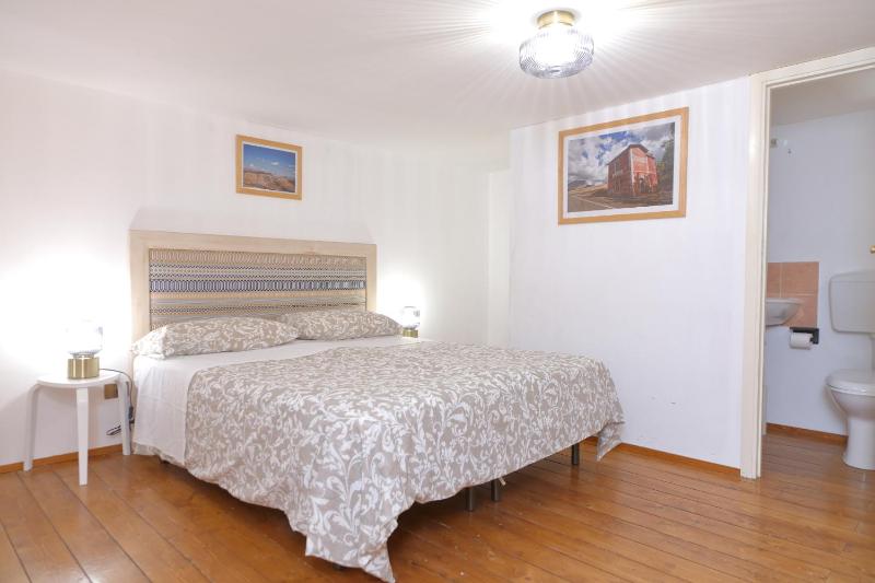 Sunny Flat - SELF Apartments - image 11