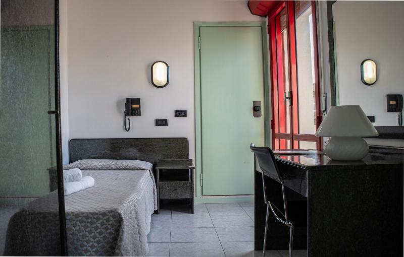 Hotel Nobel - image 28