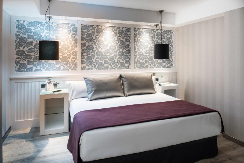 Junior Suite image 1