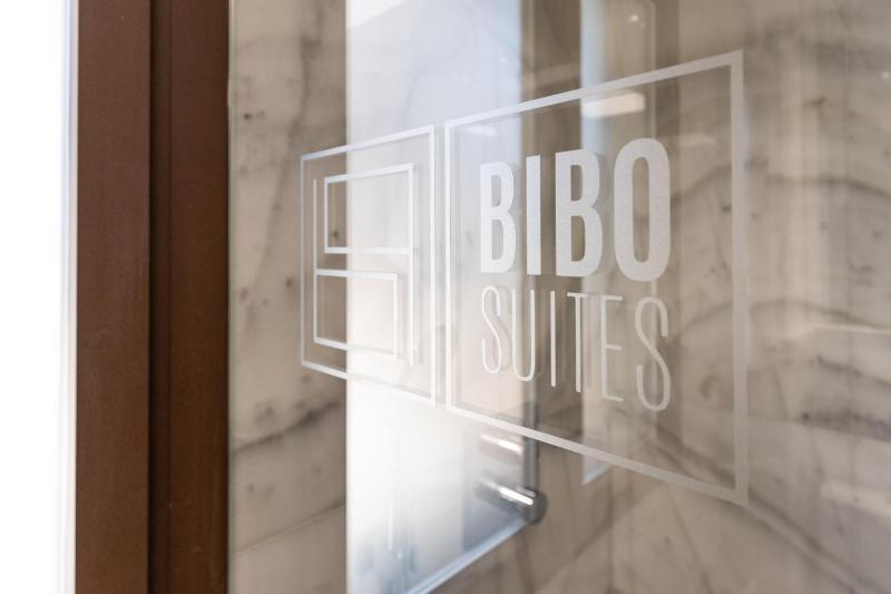 BiBo Suites Real Chancilleria - image 5