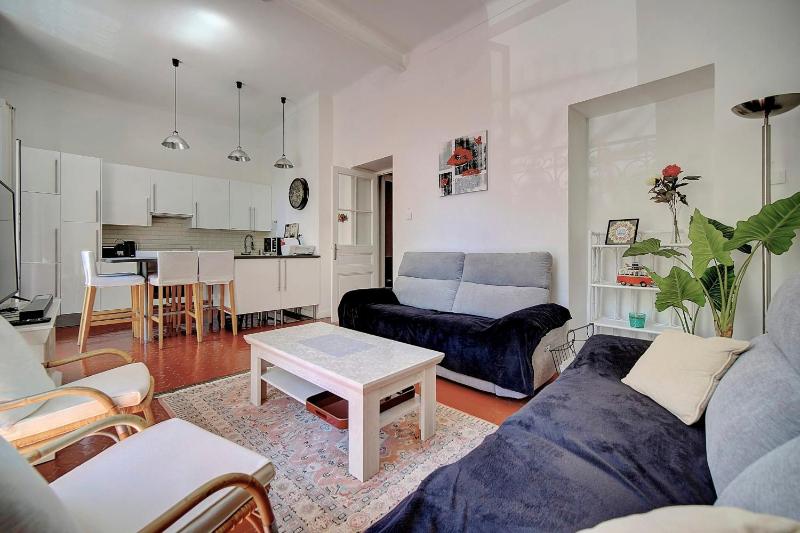 Upstays - Fully equipped -A C- near Palais des - image 8