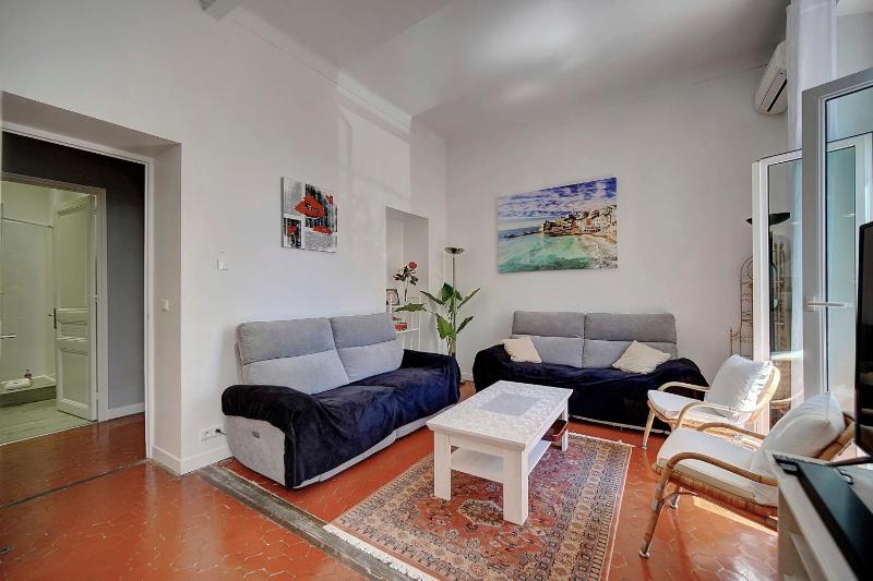 Upstays - Fully equipped -A C- near Palais des - image 20