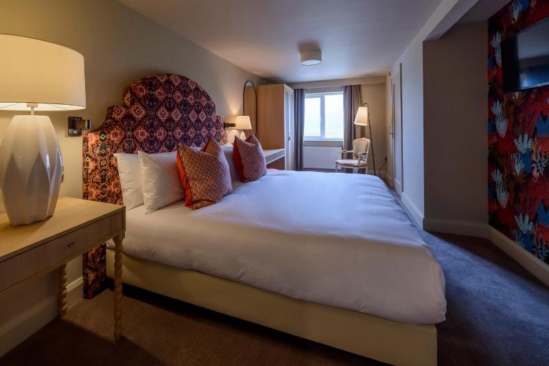 Triple Room with Mountain View image 3