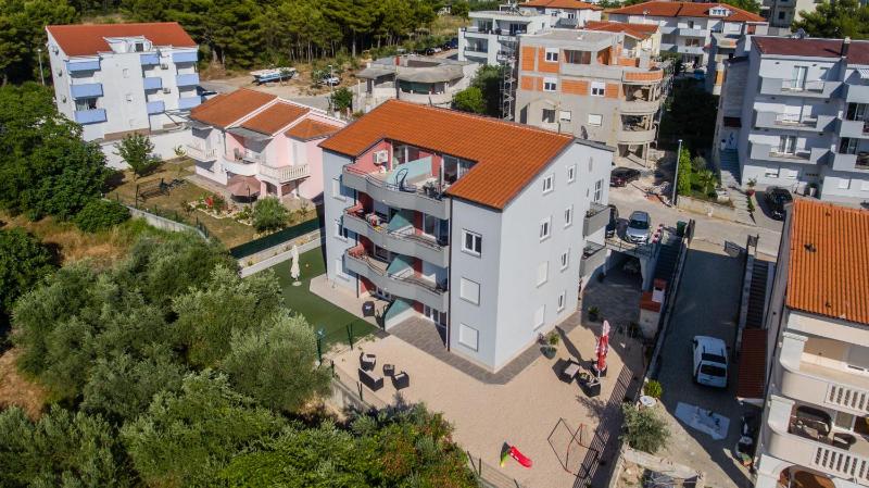 Luxury apartments Budimir - image 16