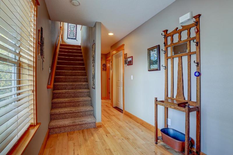 Three-Bedroom House image 3