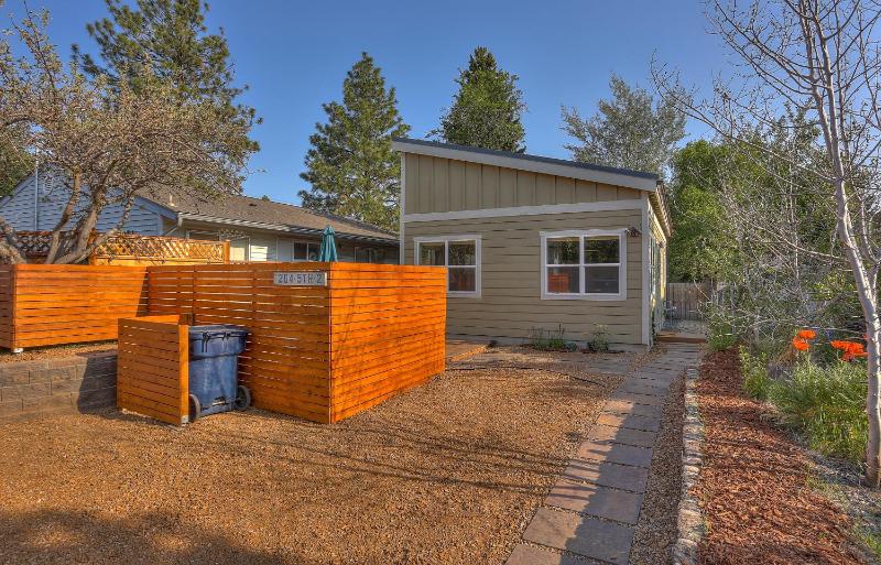 One-Bedroom House image 2