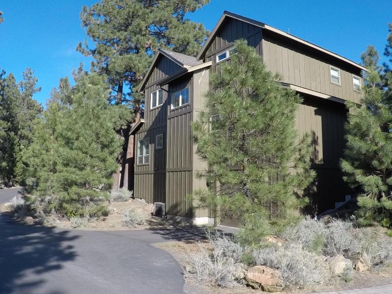 Three-Bedroom House image 3