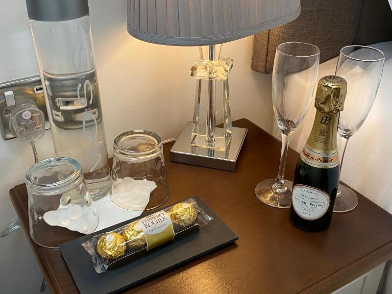 Deluxe Triple Room image 2