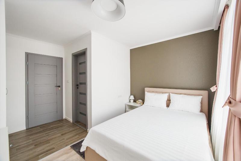 Apart Hotel Fresh - image 32