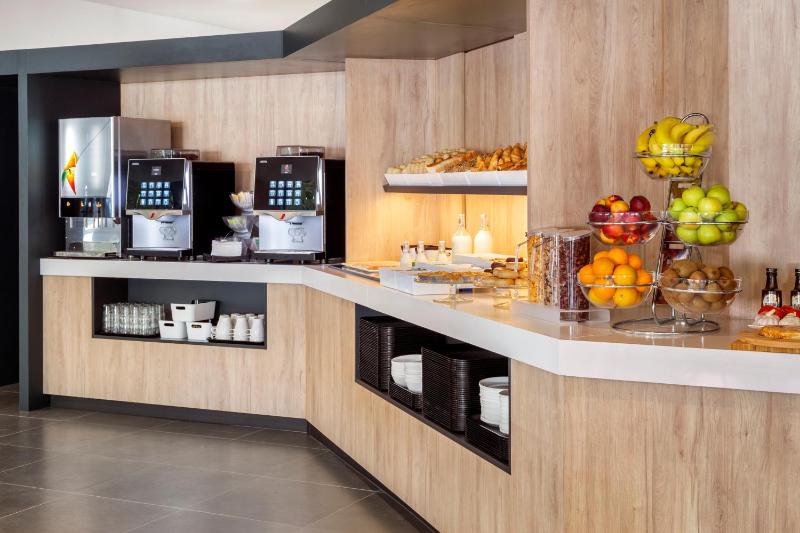 B&B HOTEL Lisboa Montijo - image 11