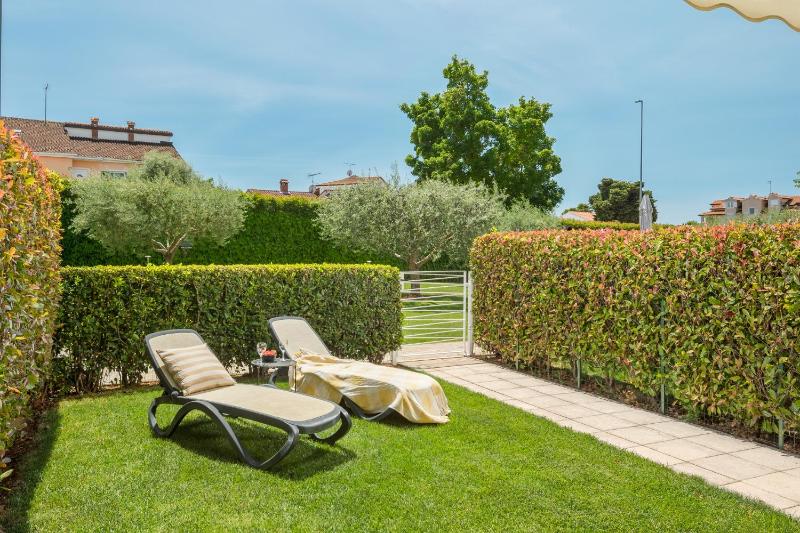 Maj Premium Residence - image 17