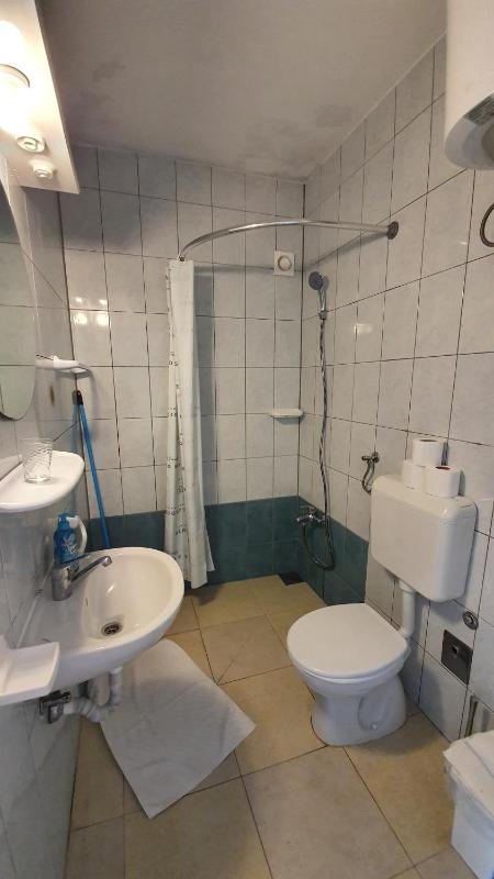 Studio Apartment with Terrace image 2