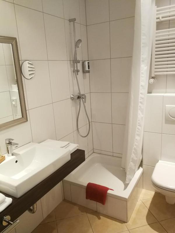 Double Room image 2