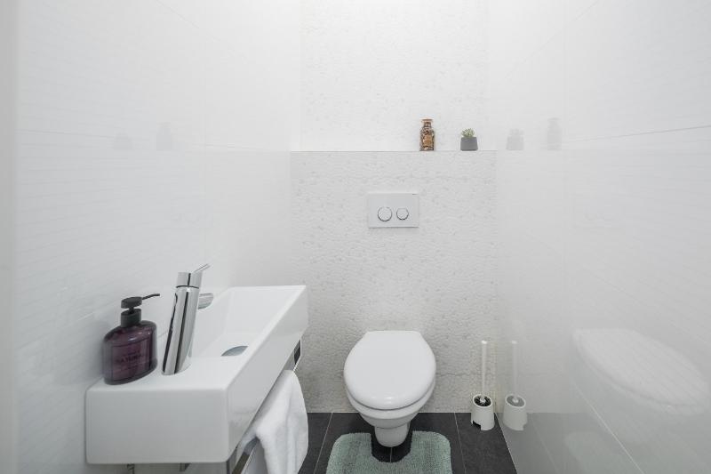 Maj Premium Residence - image 13