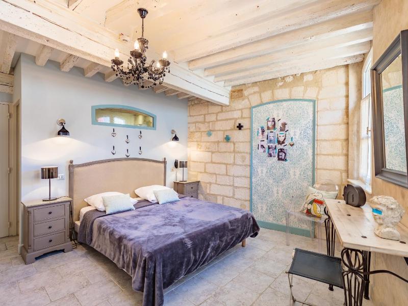 Deluxe Double Room with Bath image 1