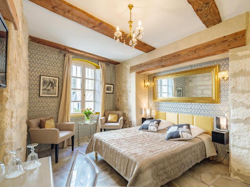Standard Double Room image 1
