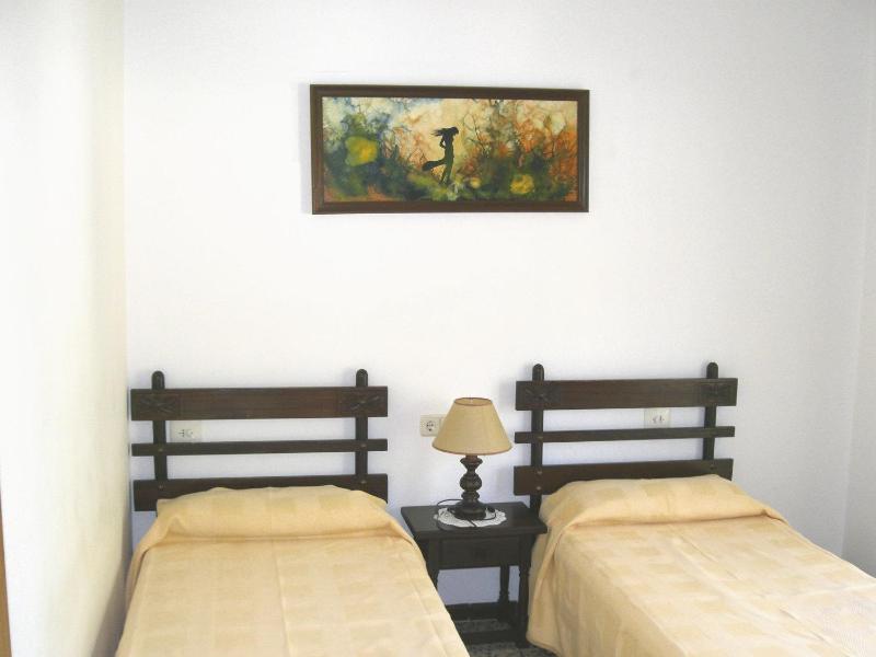 One-Bedroom Apartment (2 Adults + 2 Children) image 2