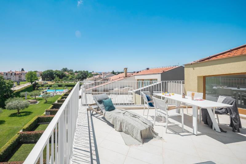Maj Premium Residence - image 47