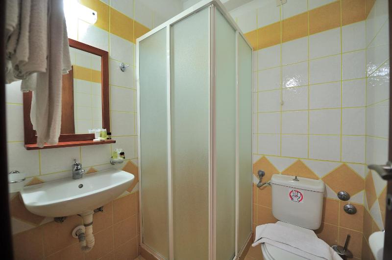 Eye Q Resort Seaview - image 47