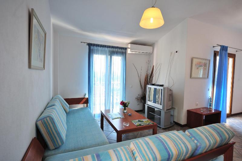 Maisonette with Sea View image 1