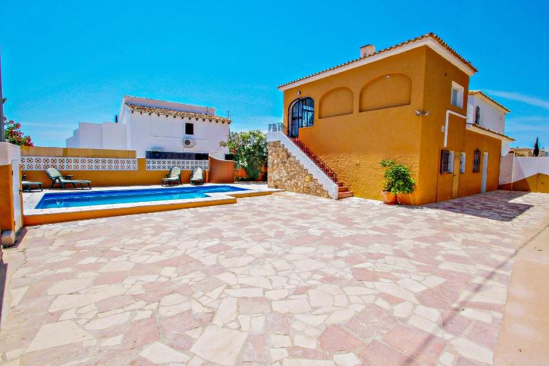 Basetes - holiday home with private swimming pool in Calpe - image 14