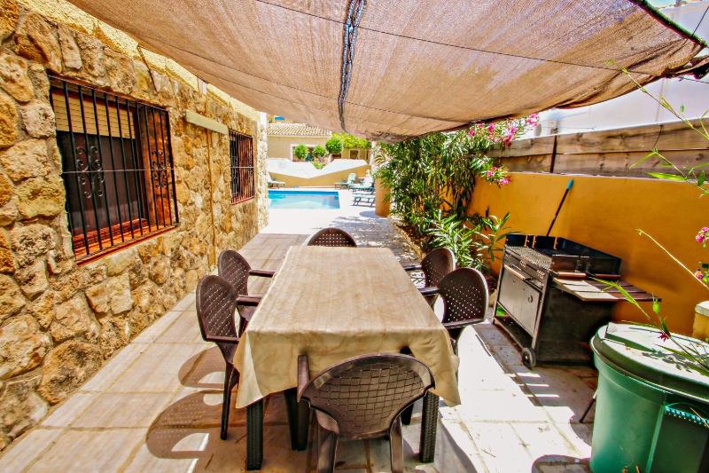 Basetes - holiday home with private swimming pool in Calpe - image 13