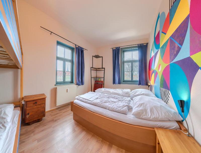 Quadruple Room with Shared Bathroom image 4