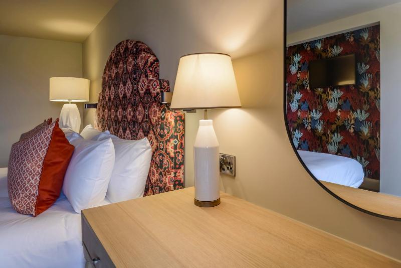 Triple Room with Mountain View image 4
