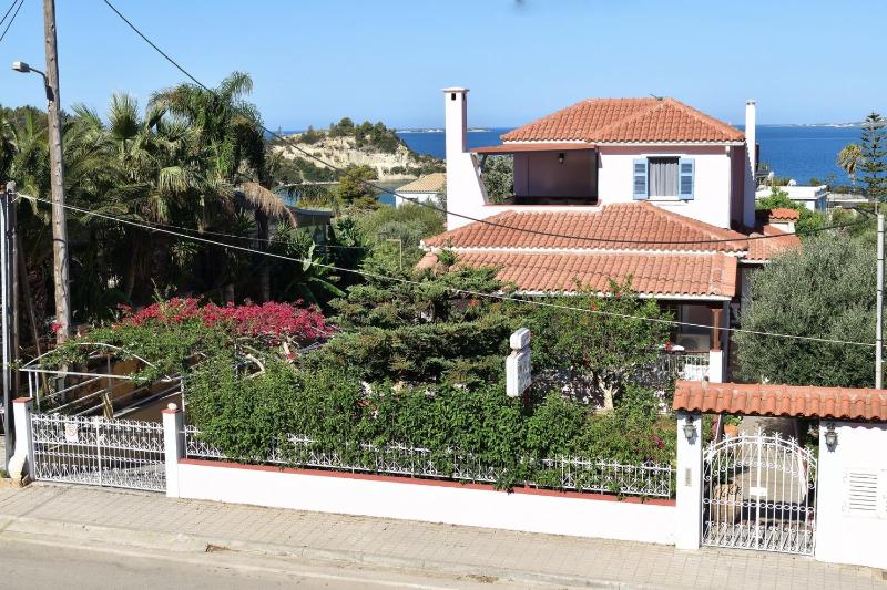 Tzivras Villa & Apartments - image 25