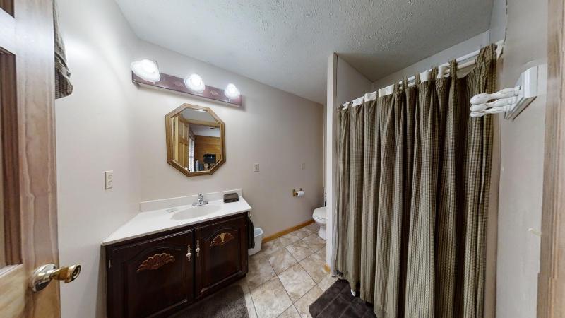 Two-Bedroom House image 4
