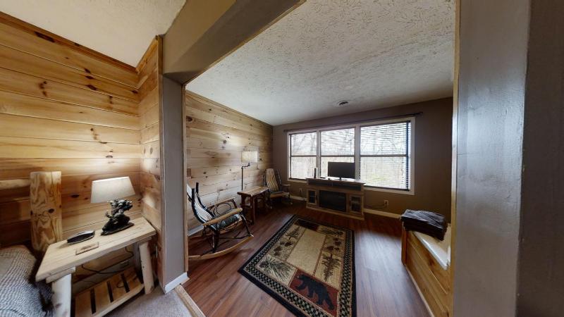 Two-Bedroom House image 2