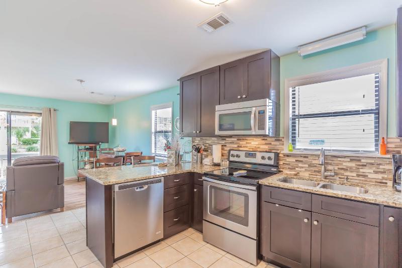 One-Bedroom Apartment image 3