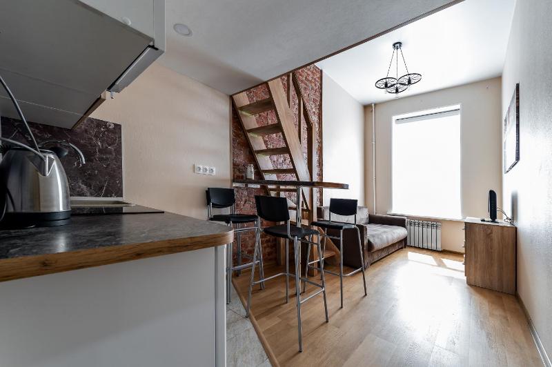 One-Bedroom Apartment image 2