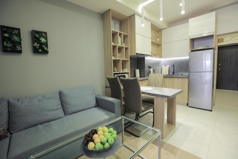 One-Bedroom Apartment image 1
