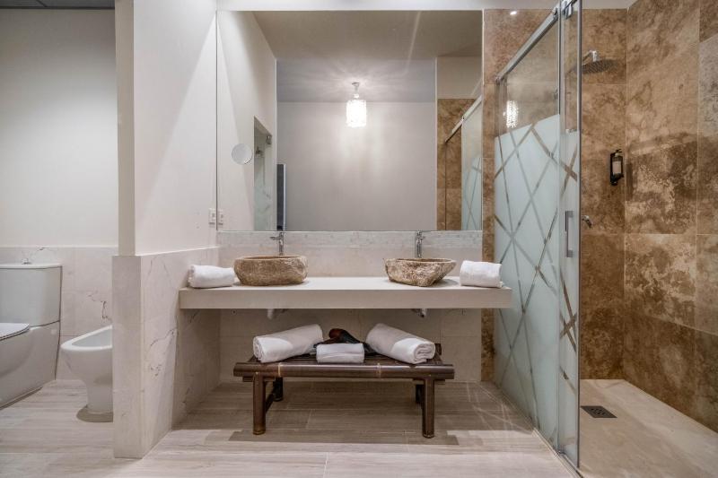 Tarifa Suites by QHotels - image 2