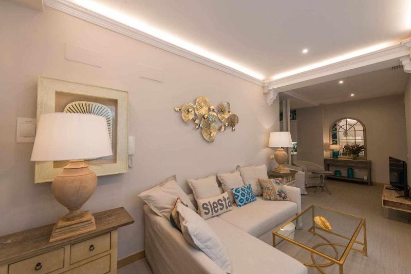 Luxe Carlos Cañal - image 14