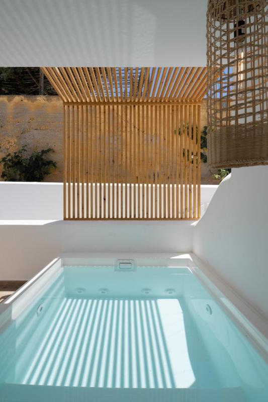 Allegro Suites Oia - image 10