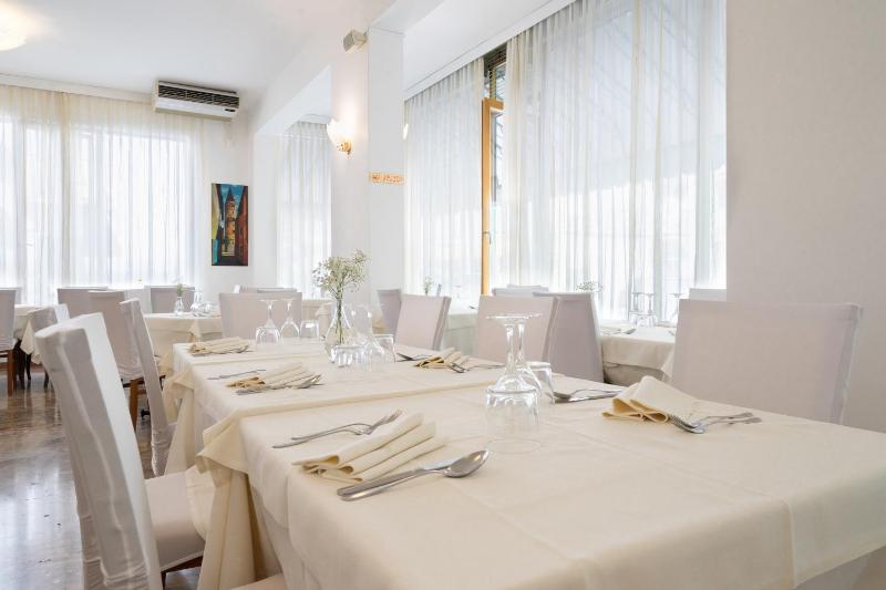 Hotel Dolomiti - image 13