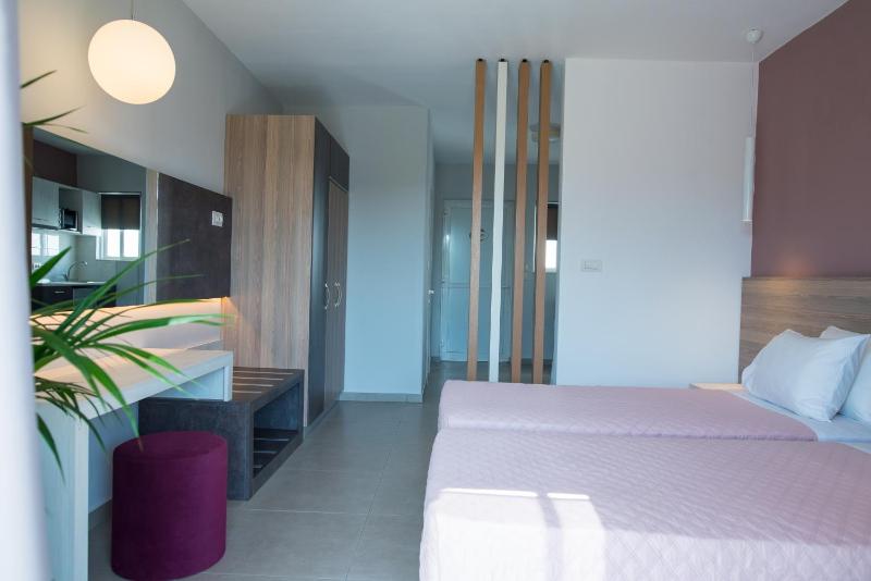 Gelli Apartments - image 16