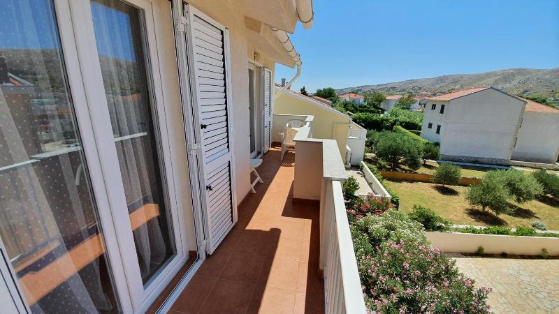 Apartments Miki - image 18