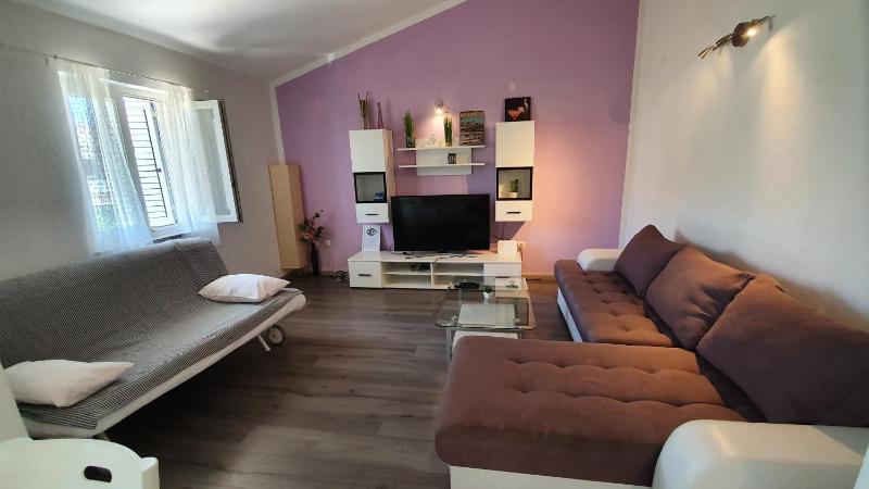 Apartments Miki - image 13