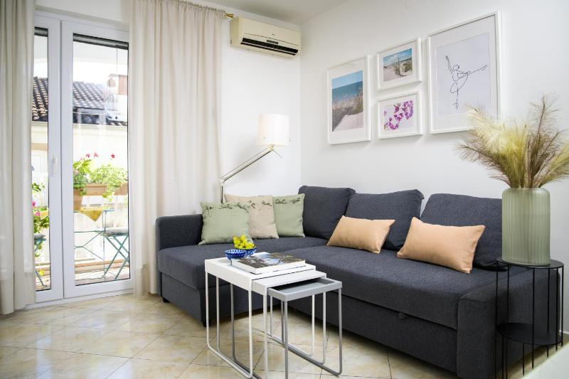 Lavica Seaside Apartments Podstrana - image 10